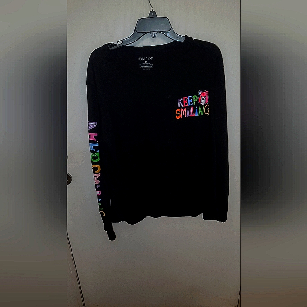 2X Graphic Long sleeve. 💜
